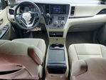 Toyota Sienna 2016