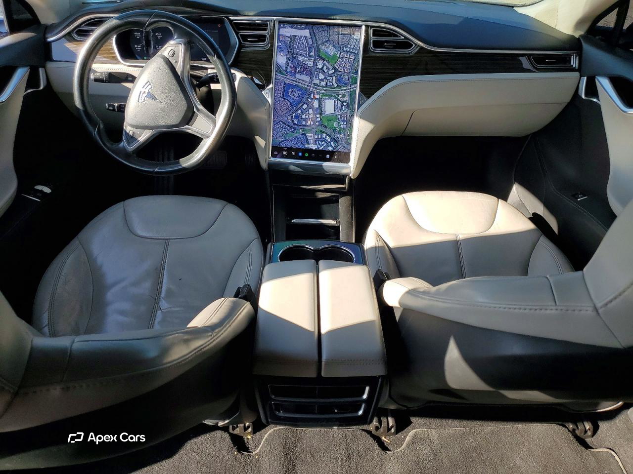 Tesla Model S 2015
