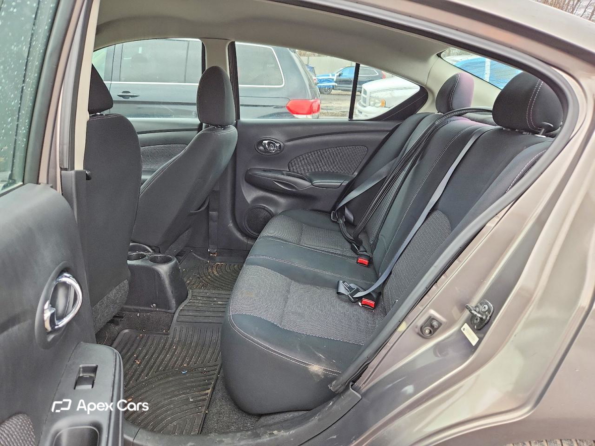 Nissan Versa 2014