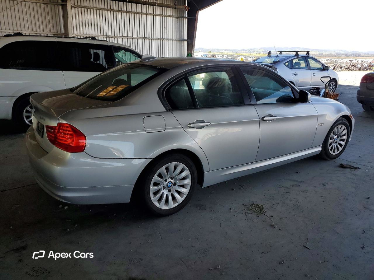 BMW Series 3 2009