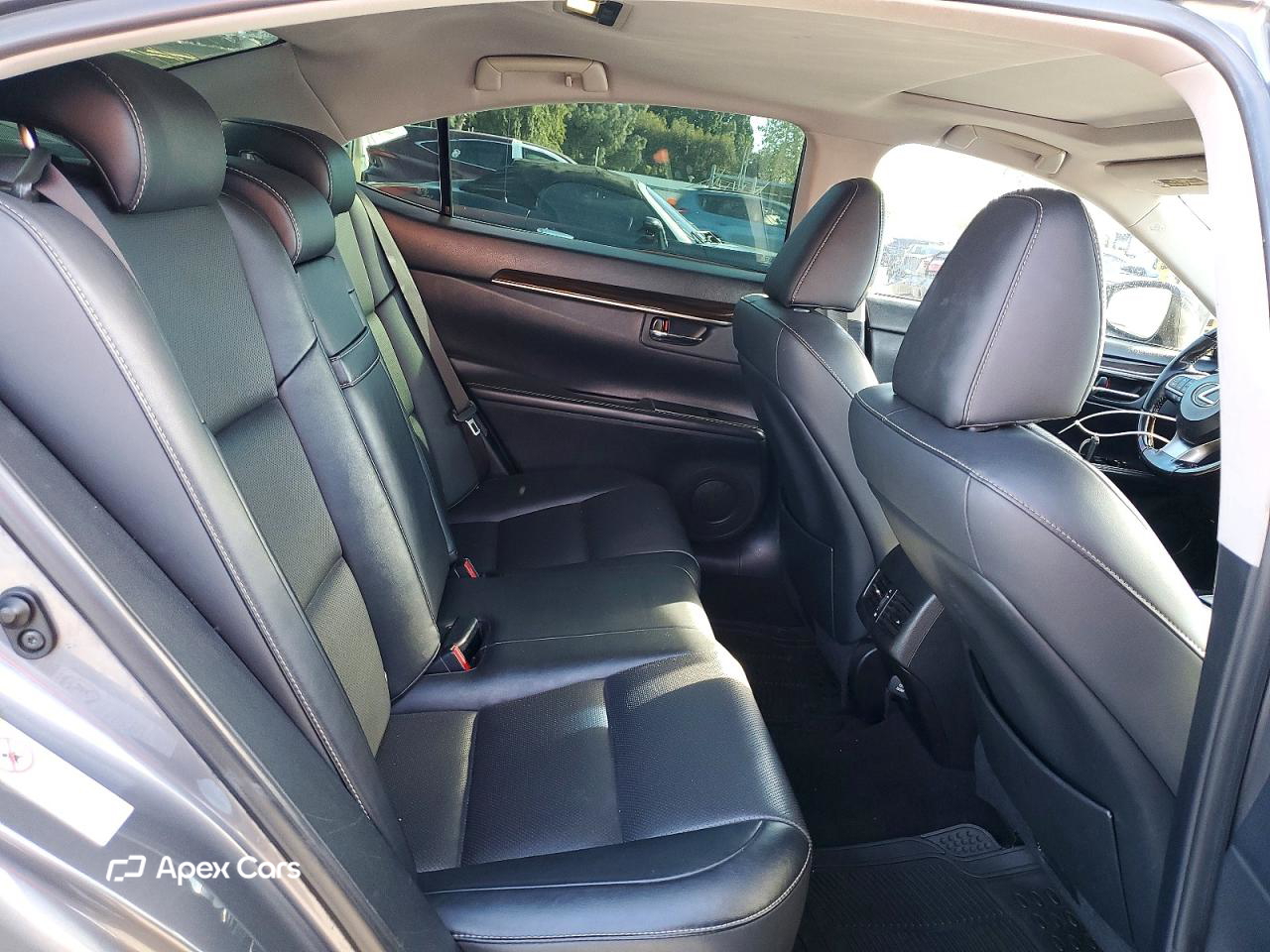 Lexus ES 2016