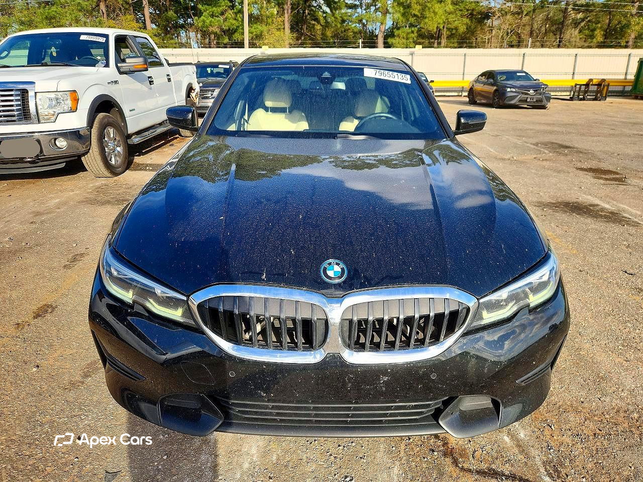 BMW Series 3 2022