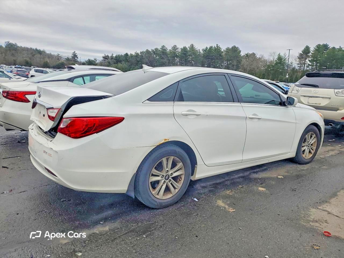 Hyundai Sonata 2012