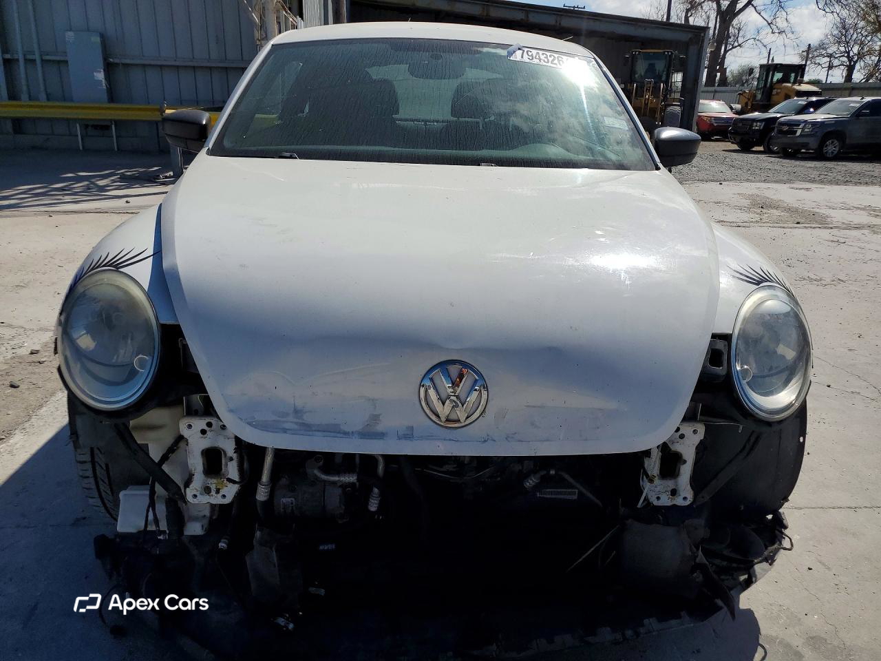 Volkswagen Beetle 2013