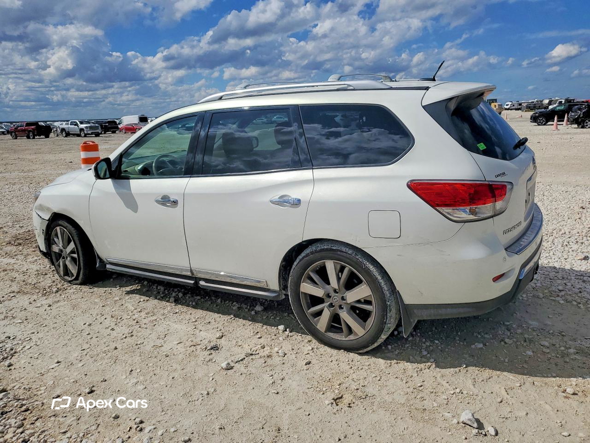 Nissan Pathfinder 2014