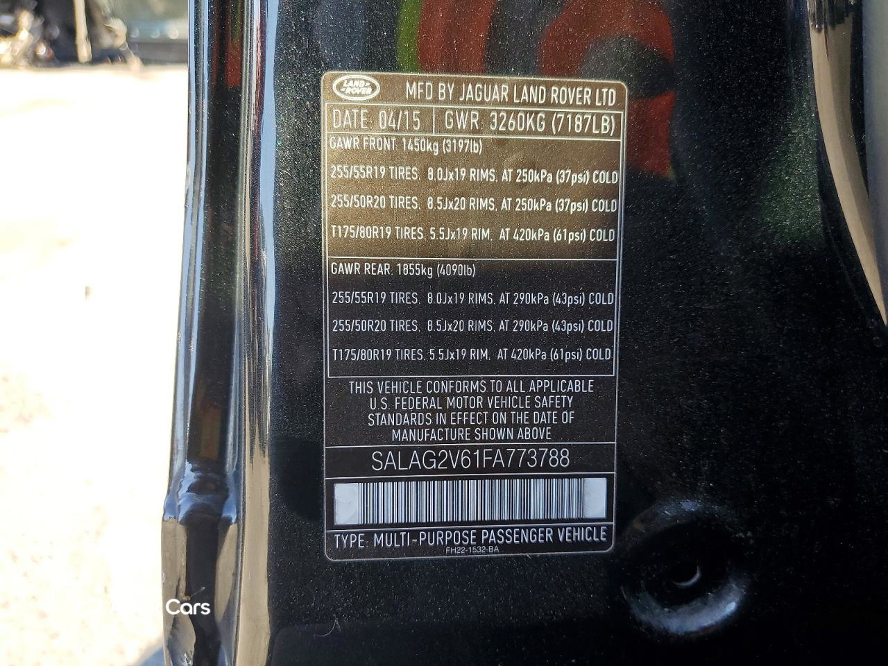 Land Rover LR4 2015