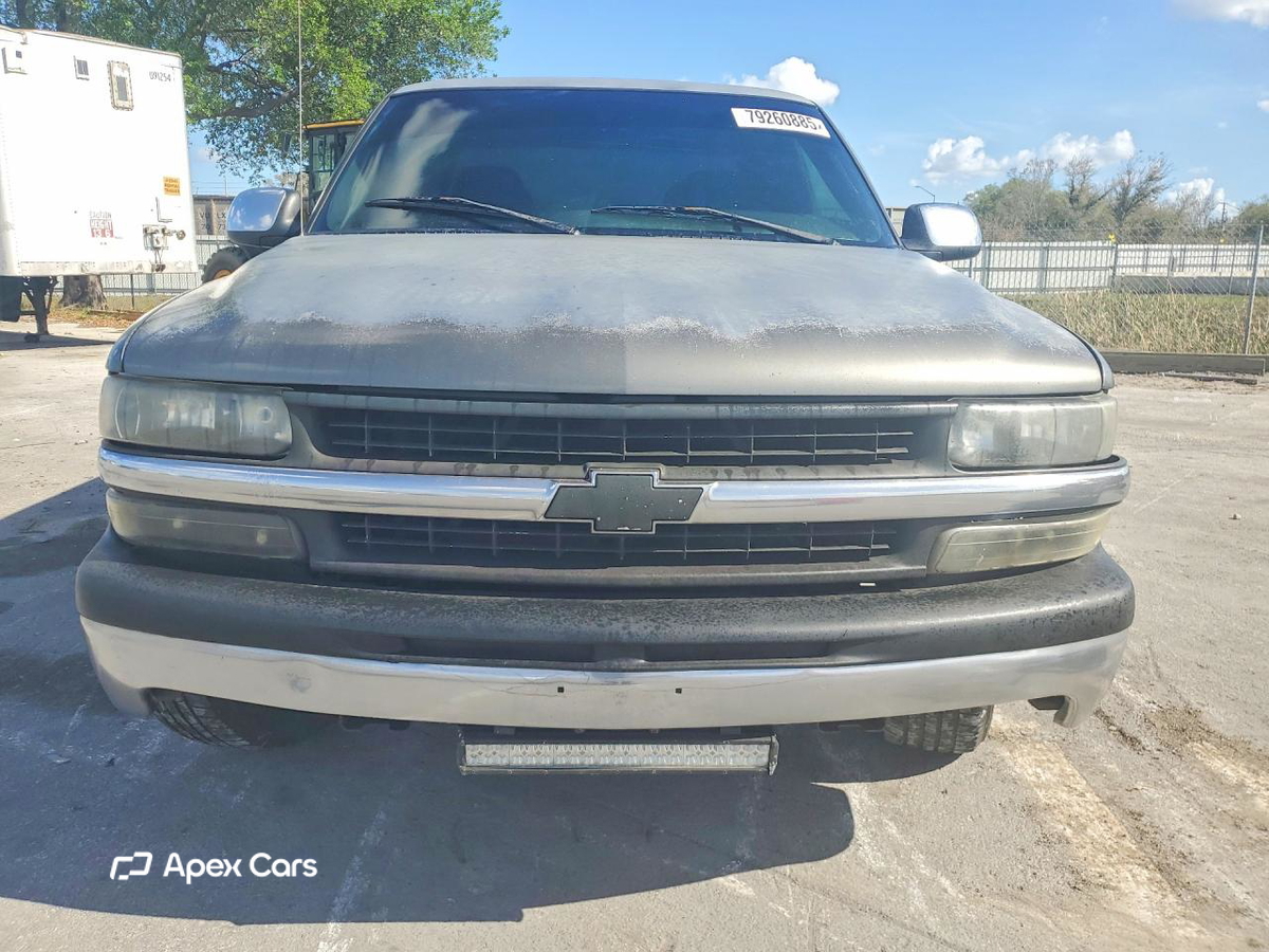 Chevrolet  2001