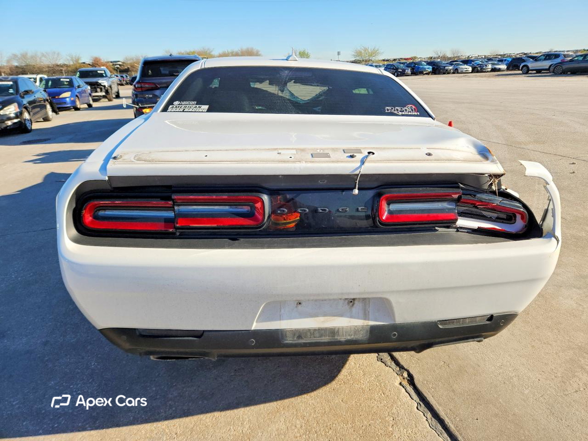 Dodge Challenger 2020