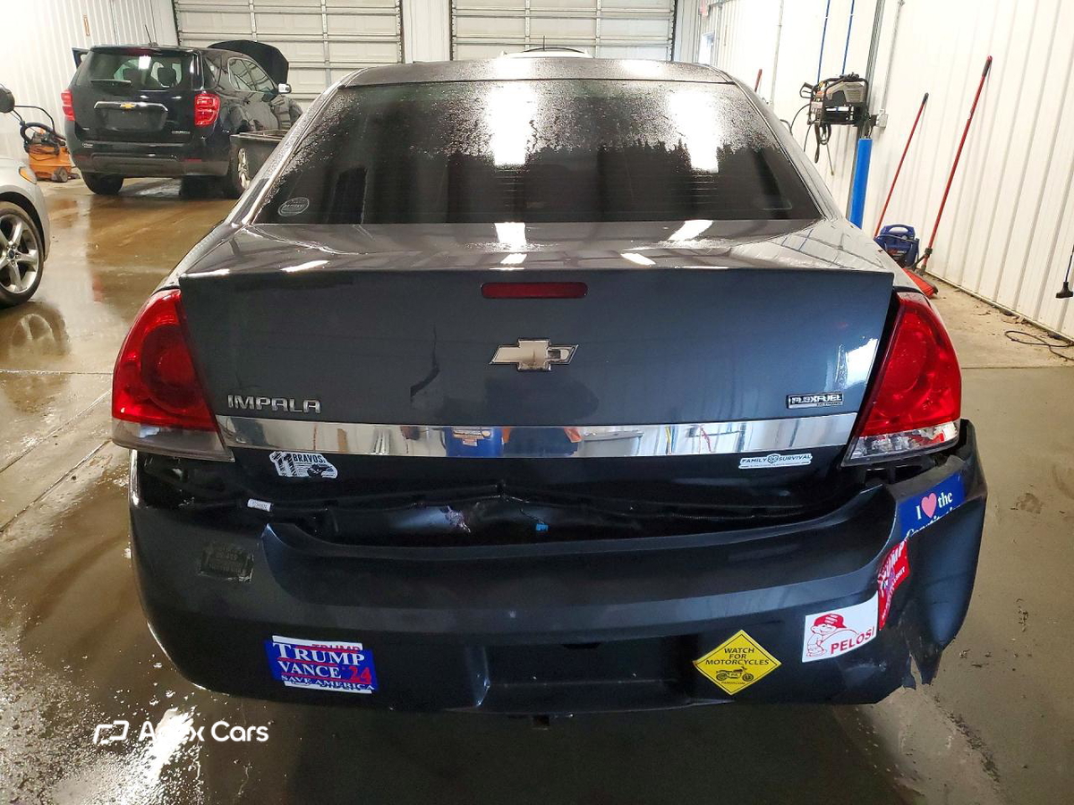 Chevrolet Impala 2010