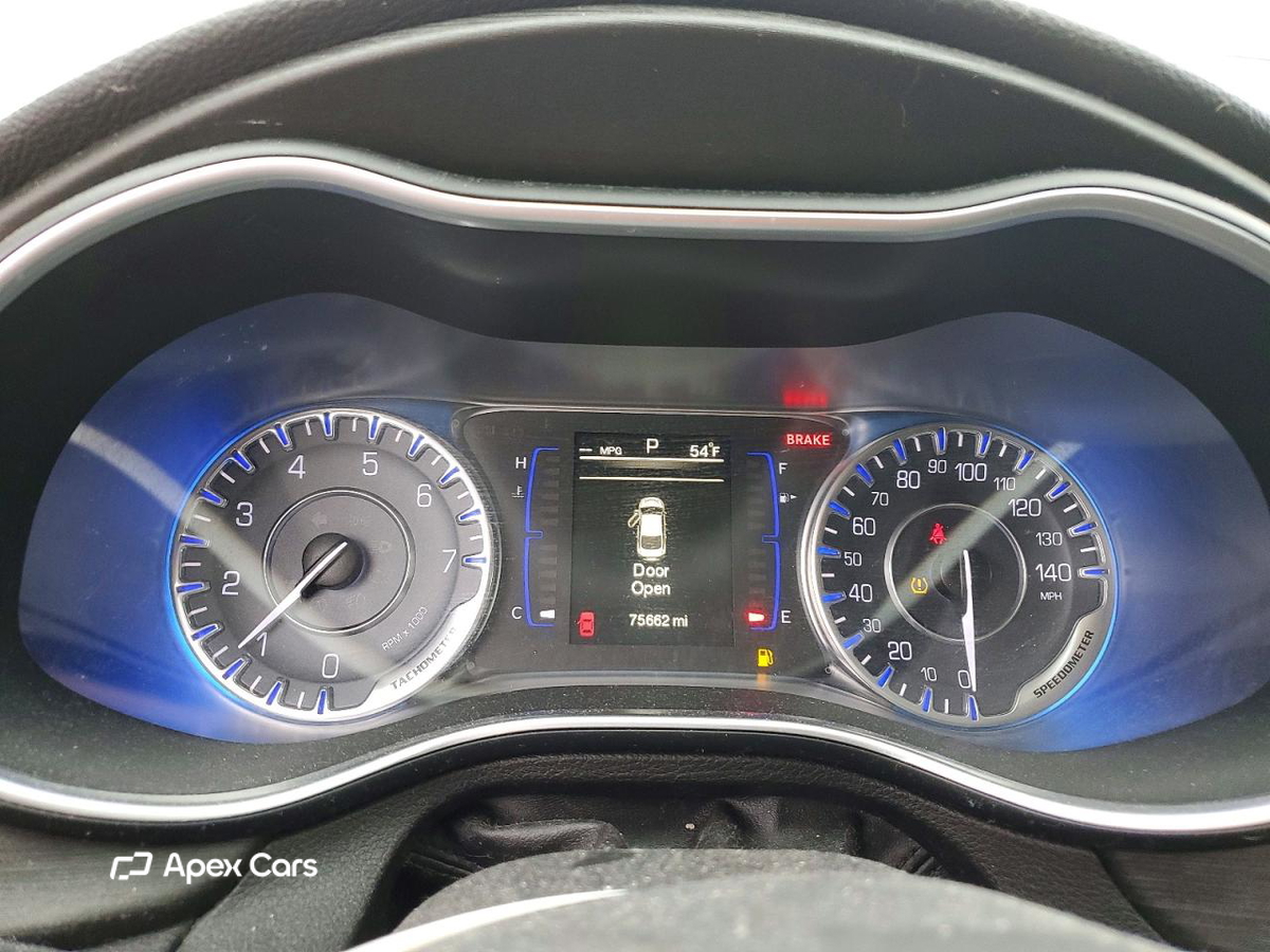 Chrysler 200 2015