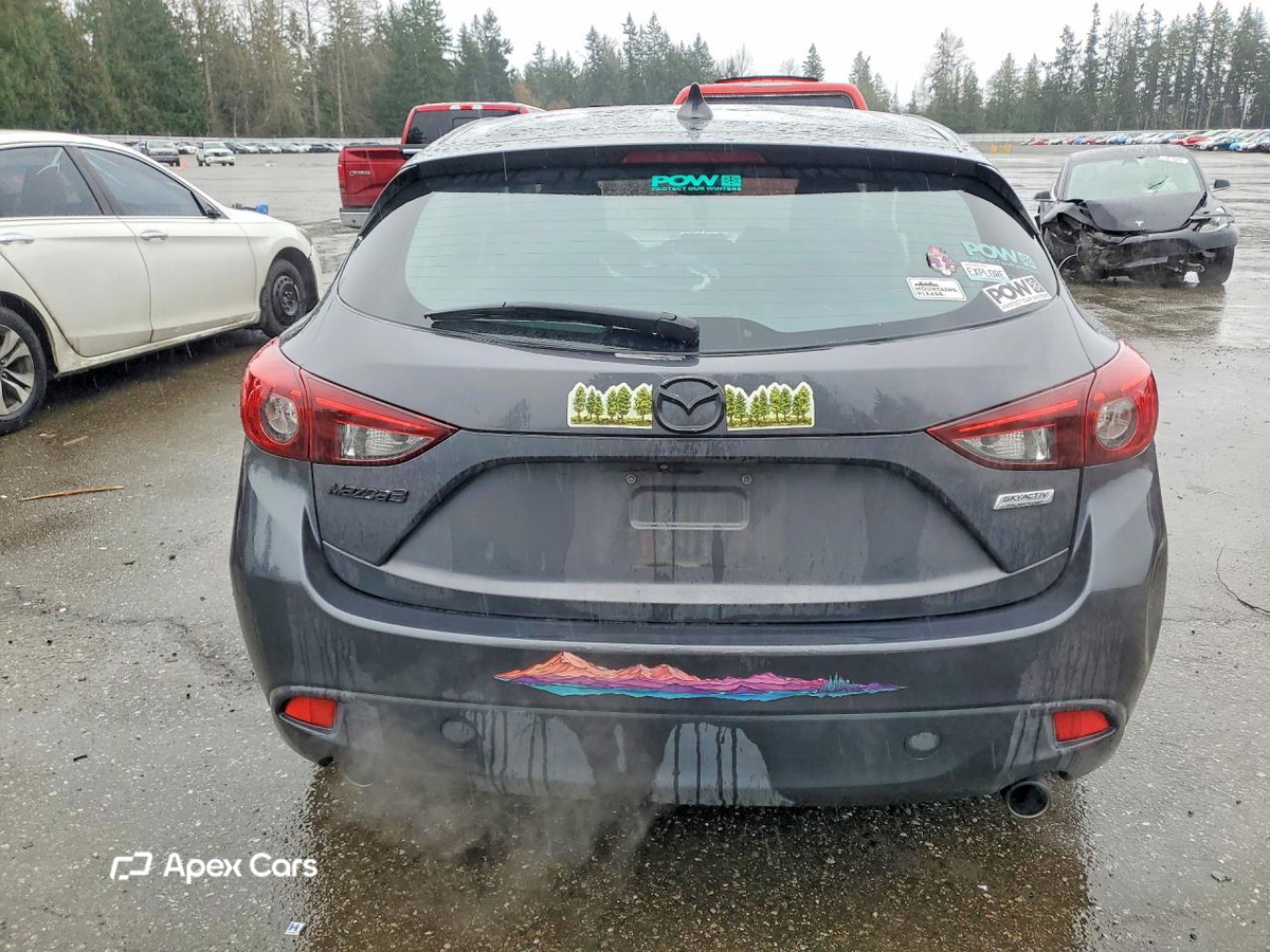 Mazda 3 2015