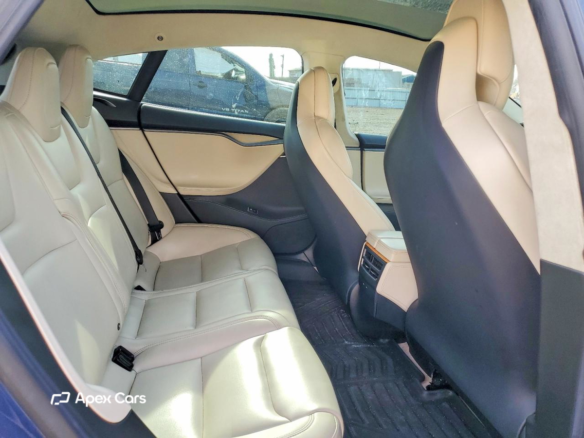 Tesla Model S 2019