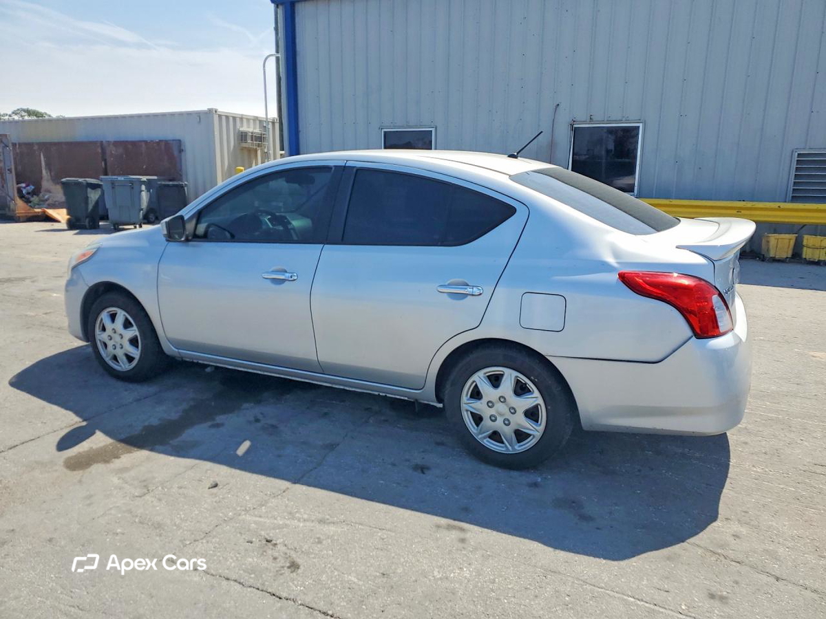 Nissan Versa 2018