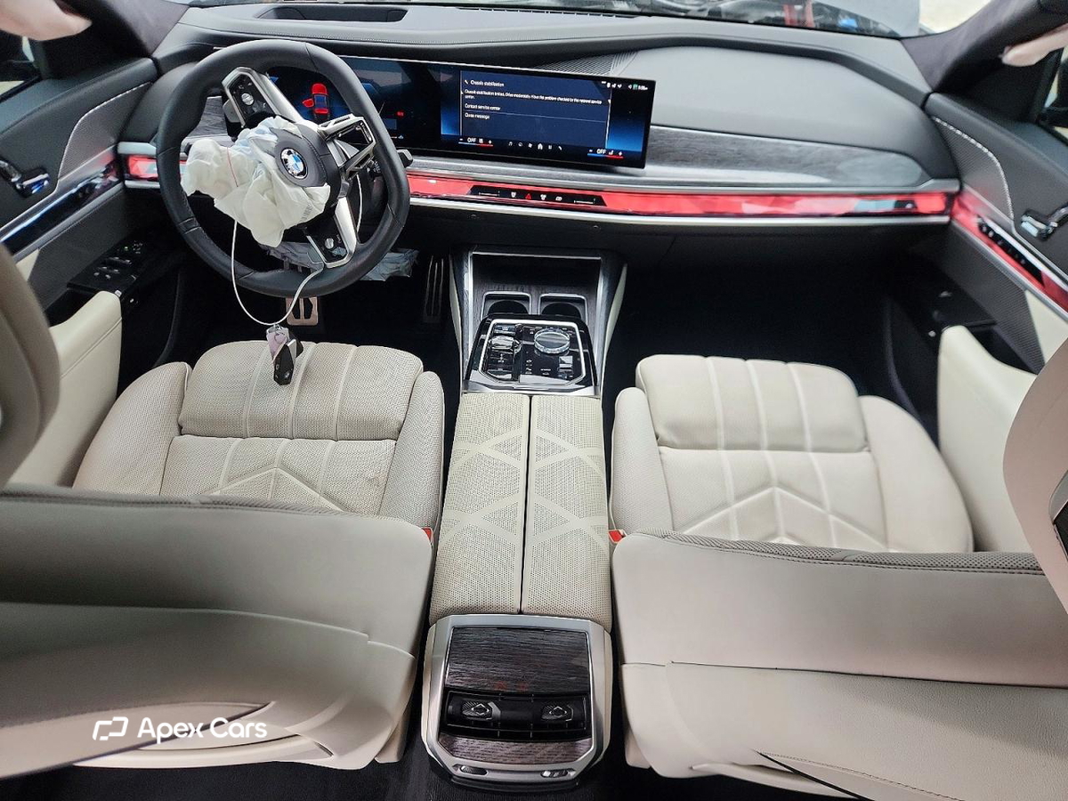 BMW Series 7 2023