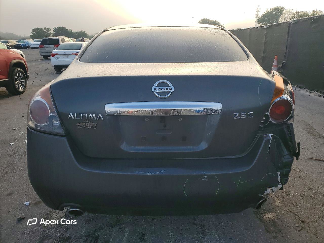 Nissan Altima 2012