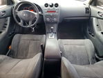 Nissan Altima 2010