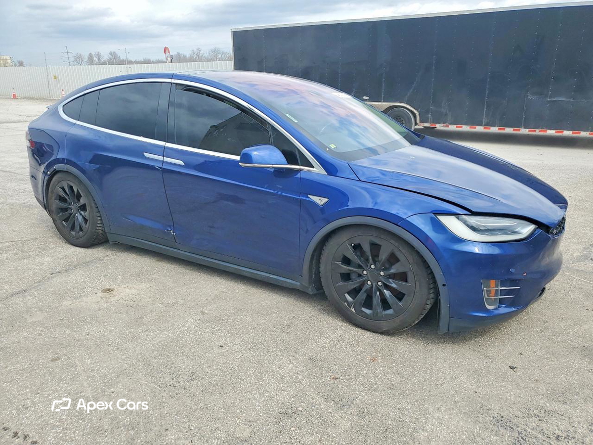 Tesla Model X 2016