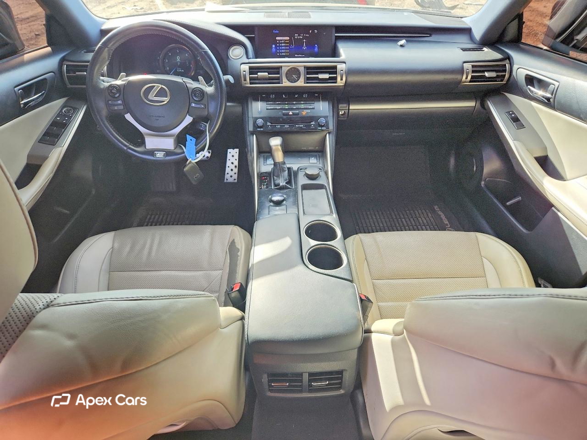 Lexus IS 2014