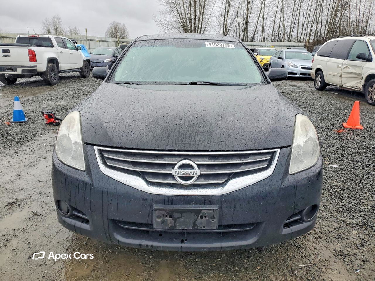 Nissan Altima 2012