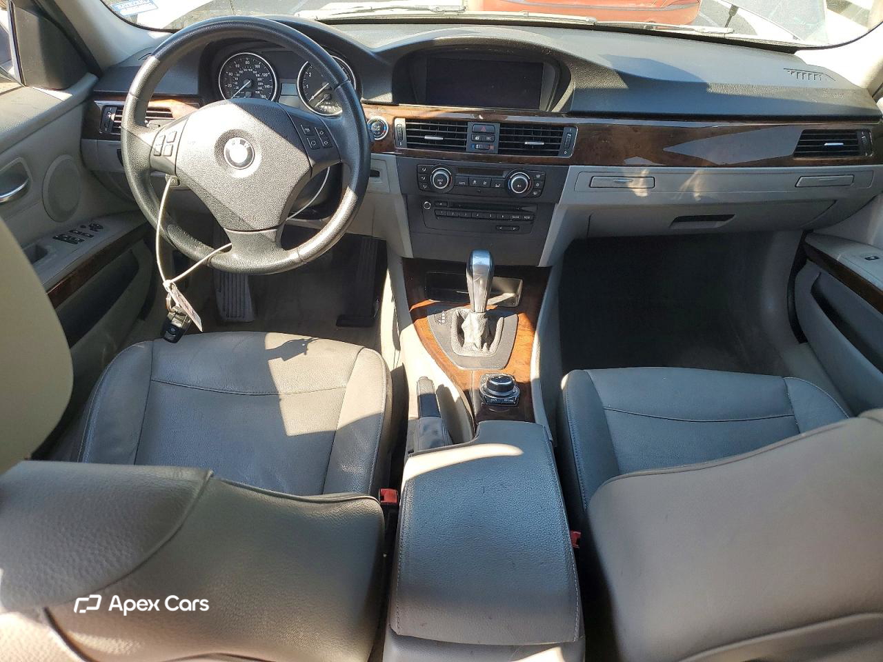 BMW Series 3 2011