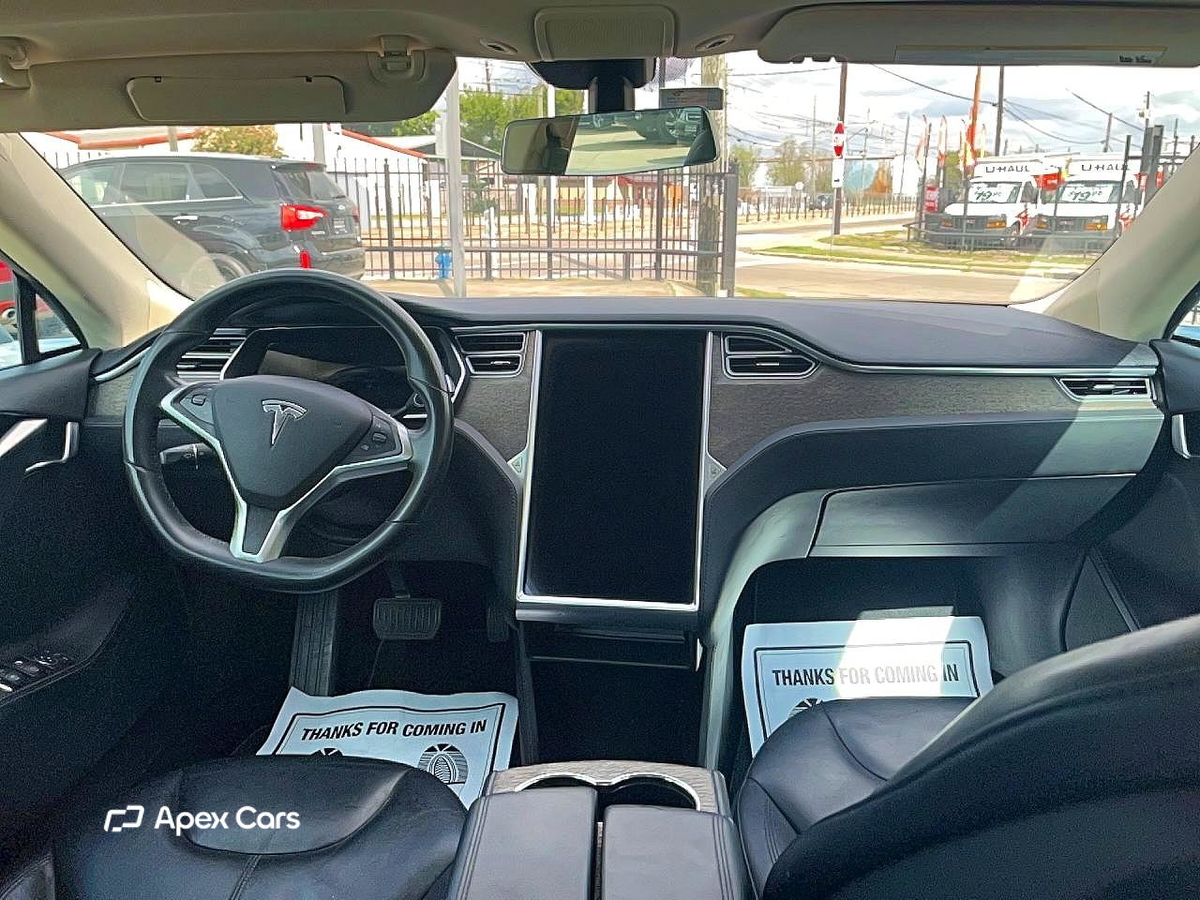 Tesla Model S 2013