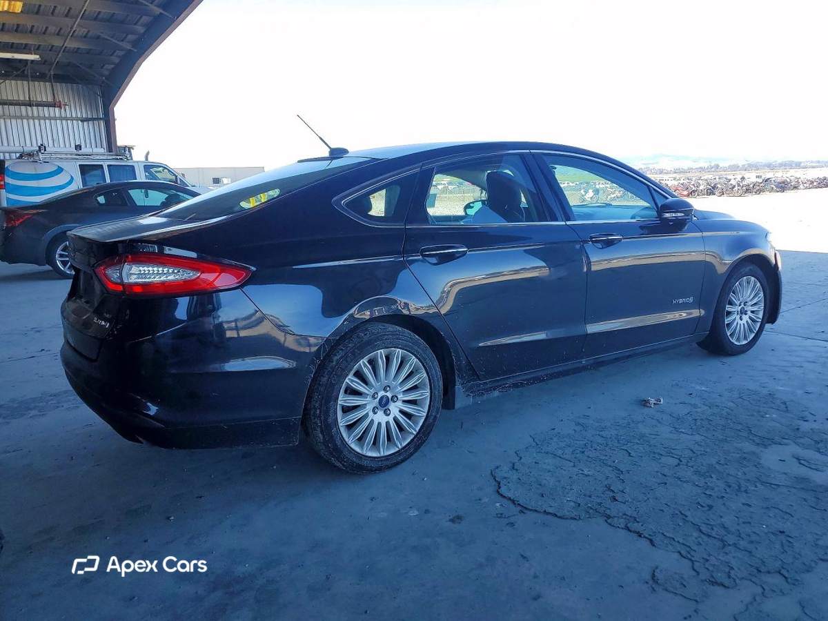 Ford Fusion 2015