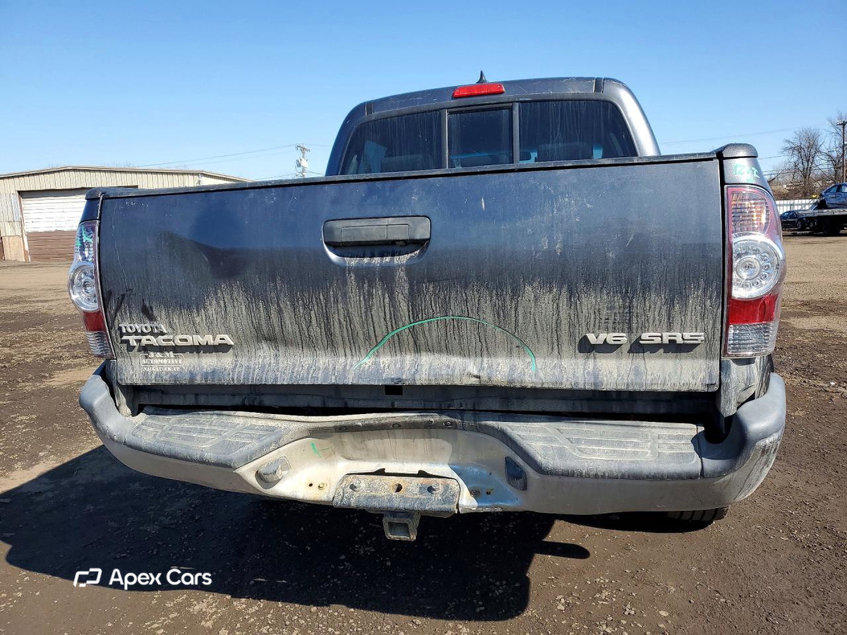 Toyota Tacoma 2015