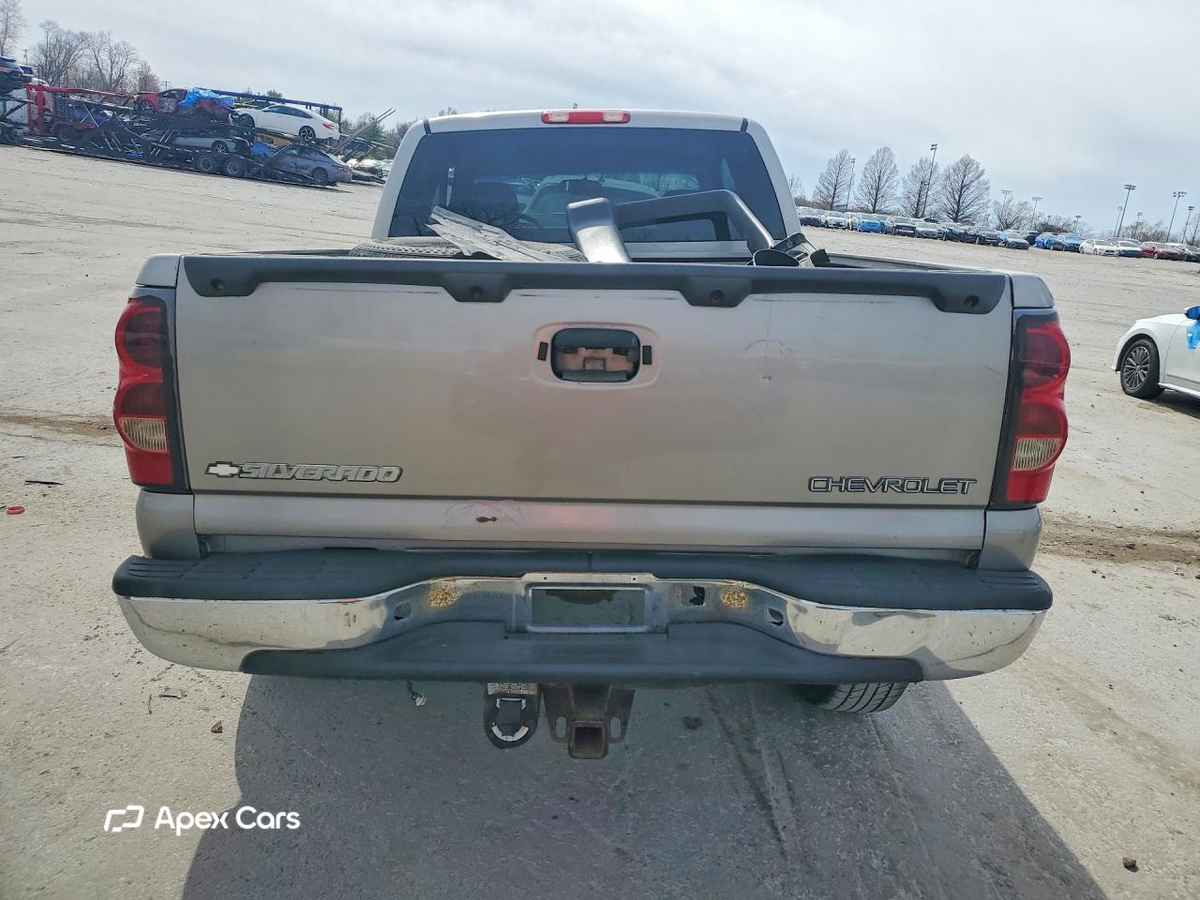 Chevrolet Silverado 2003
