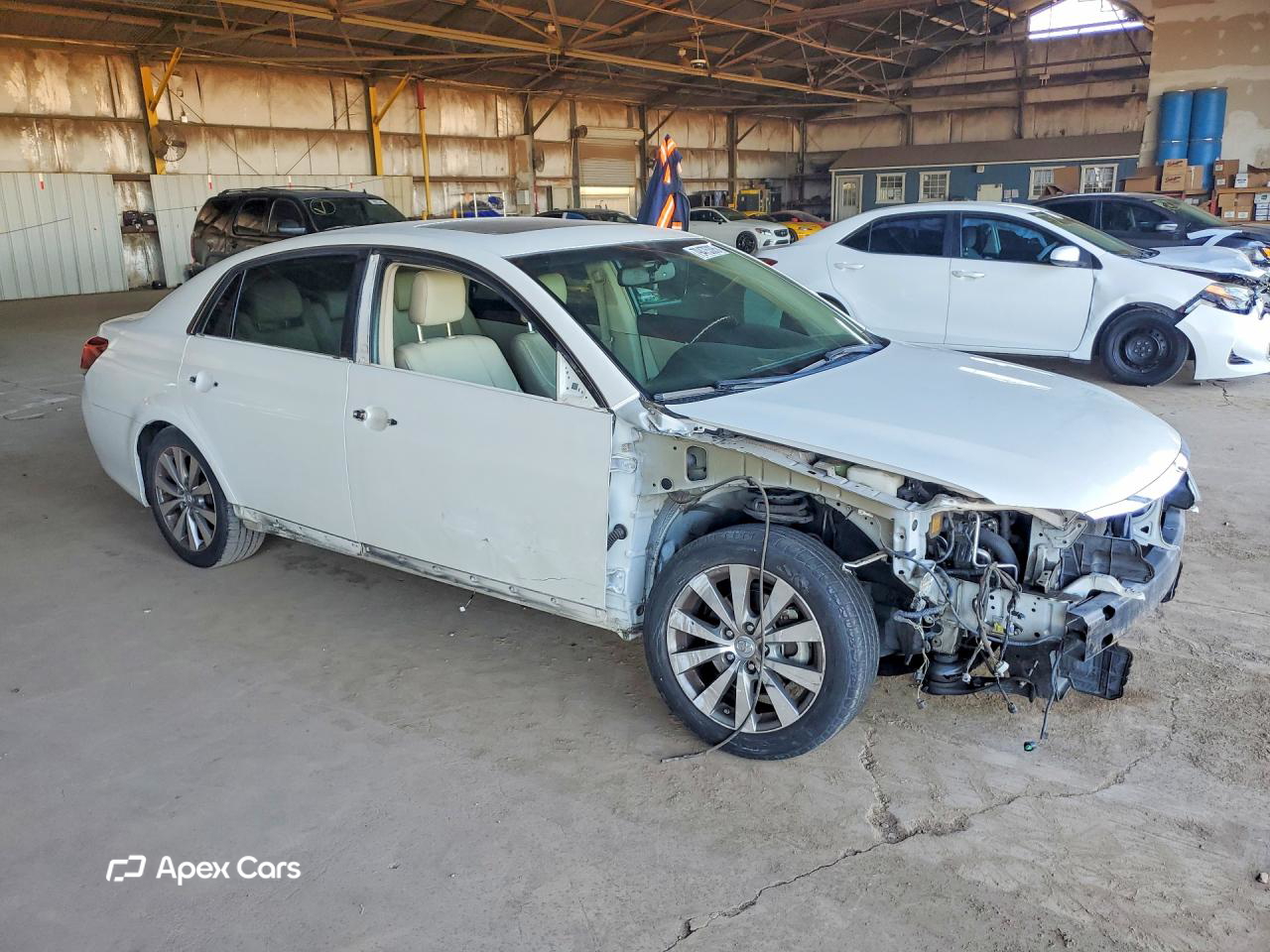 Toyota Avalon 2011