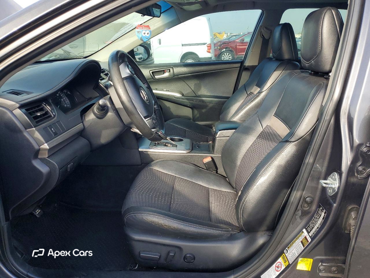 Toyota Camry 2012
