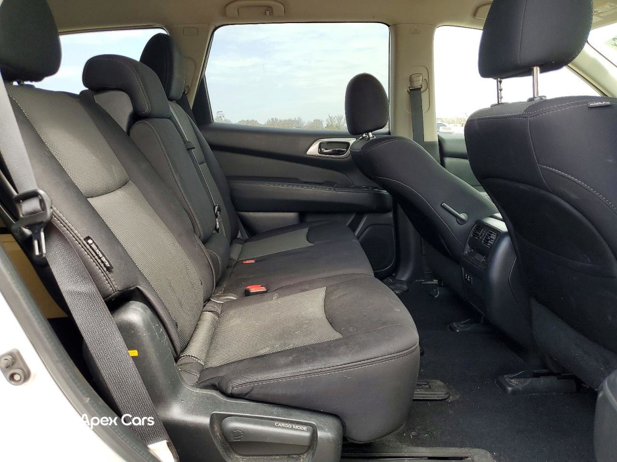 Nissan Pathfinder 2019