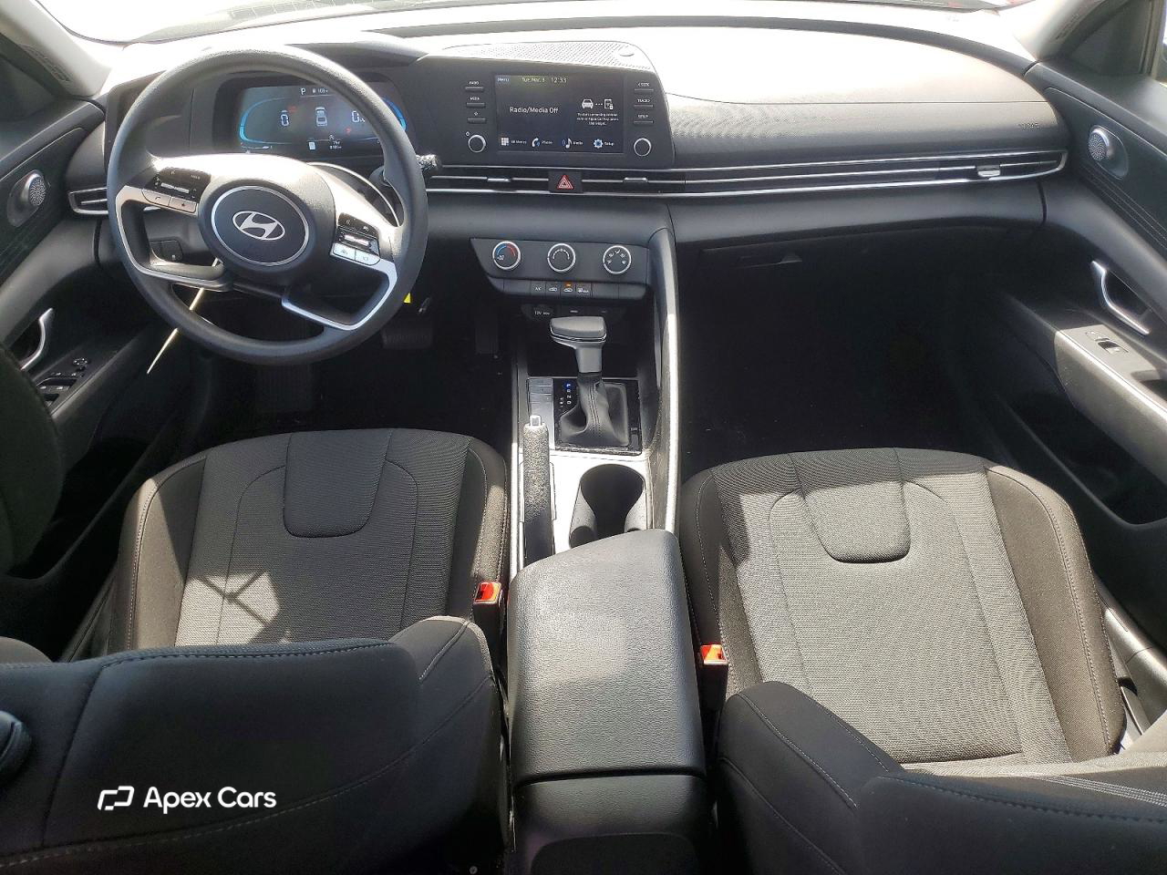 Hyundai Elantra 2025