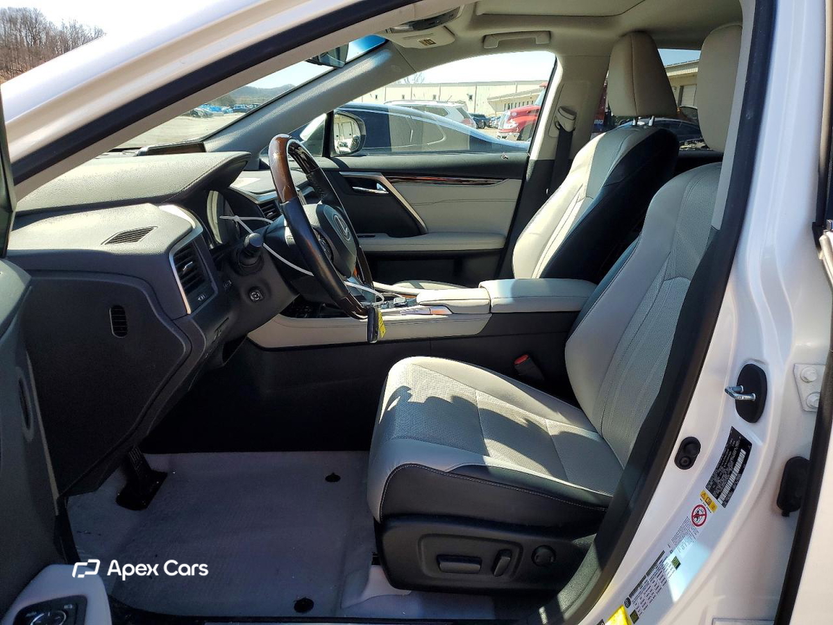 Lexus RX 2019