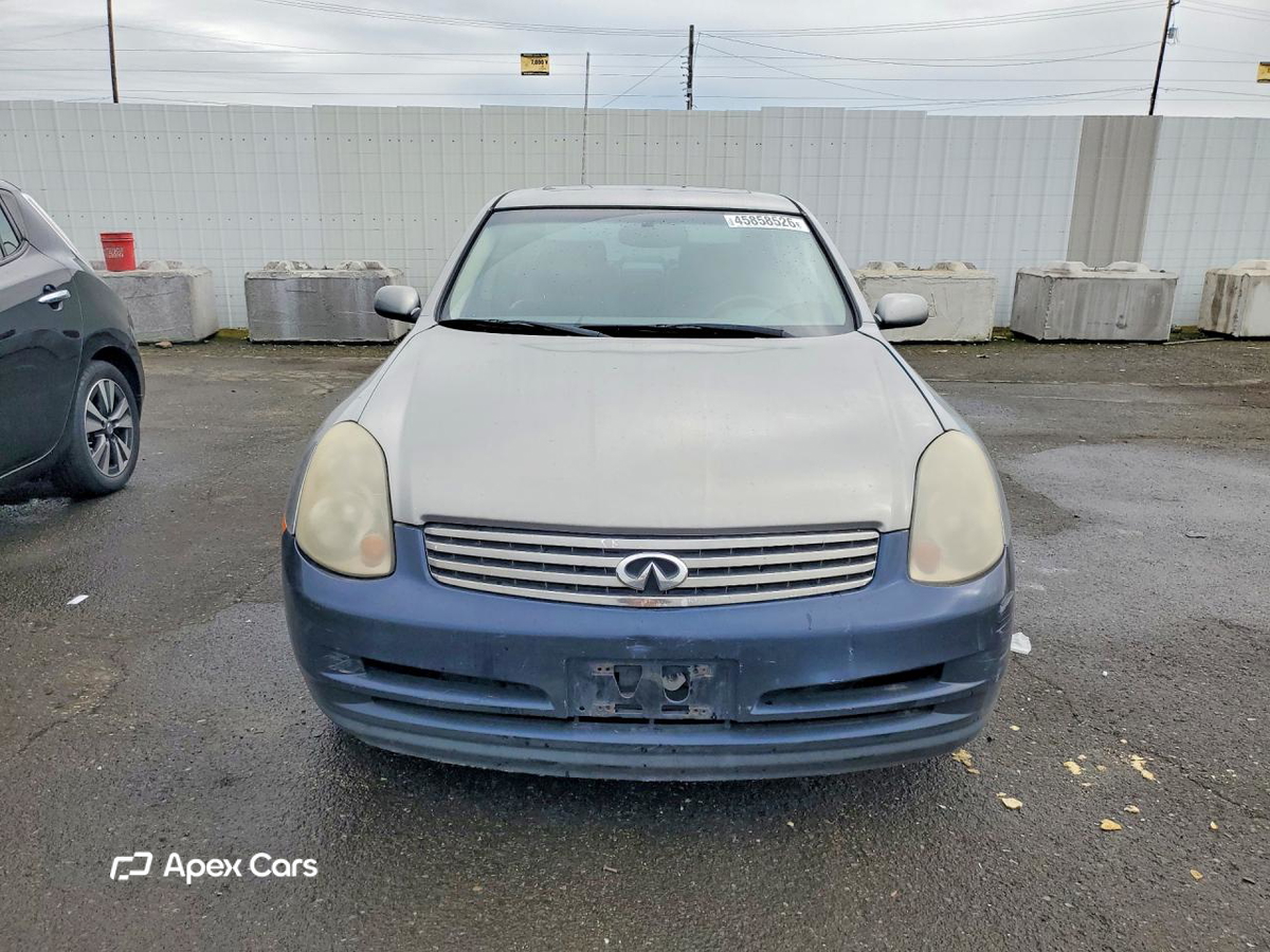 Infiniti G 2004