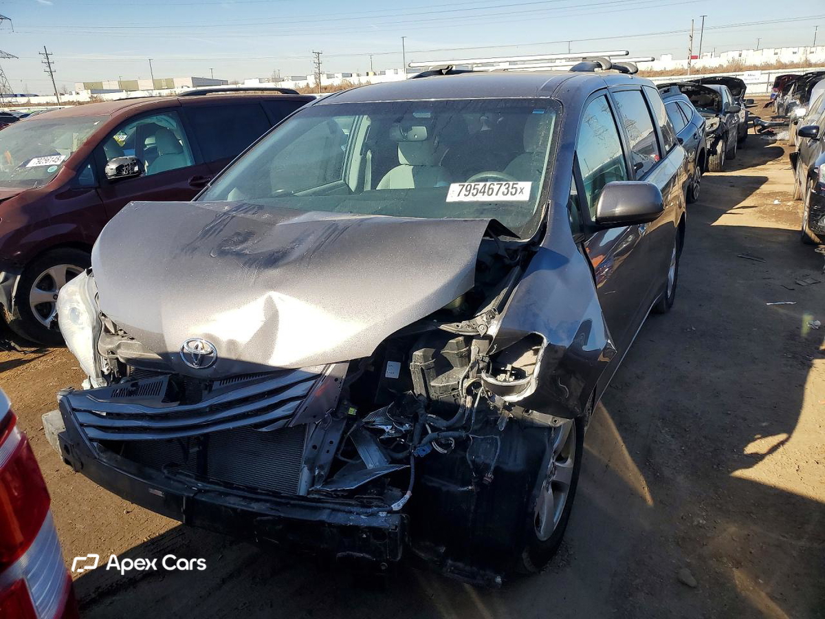 Toyota Sienna 2015