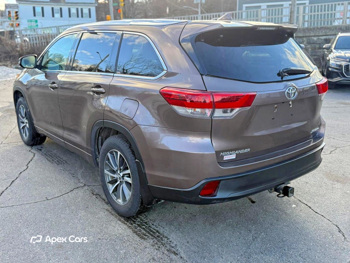 Toyota Highlander 2018