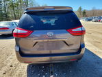 Toyota Sienna 2016
