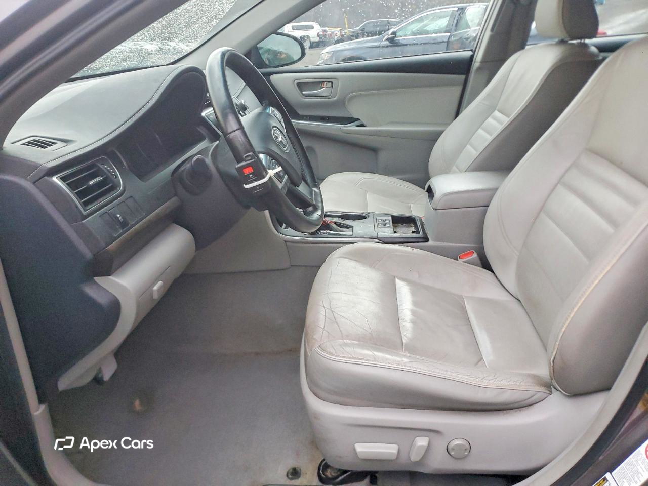 Toyota Camry 2016