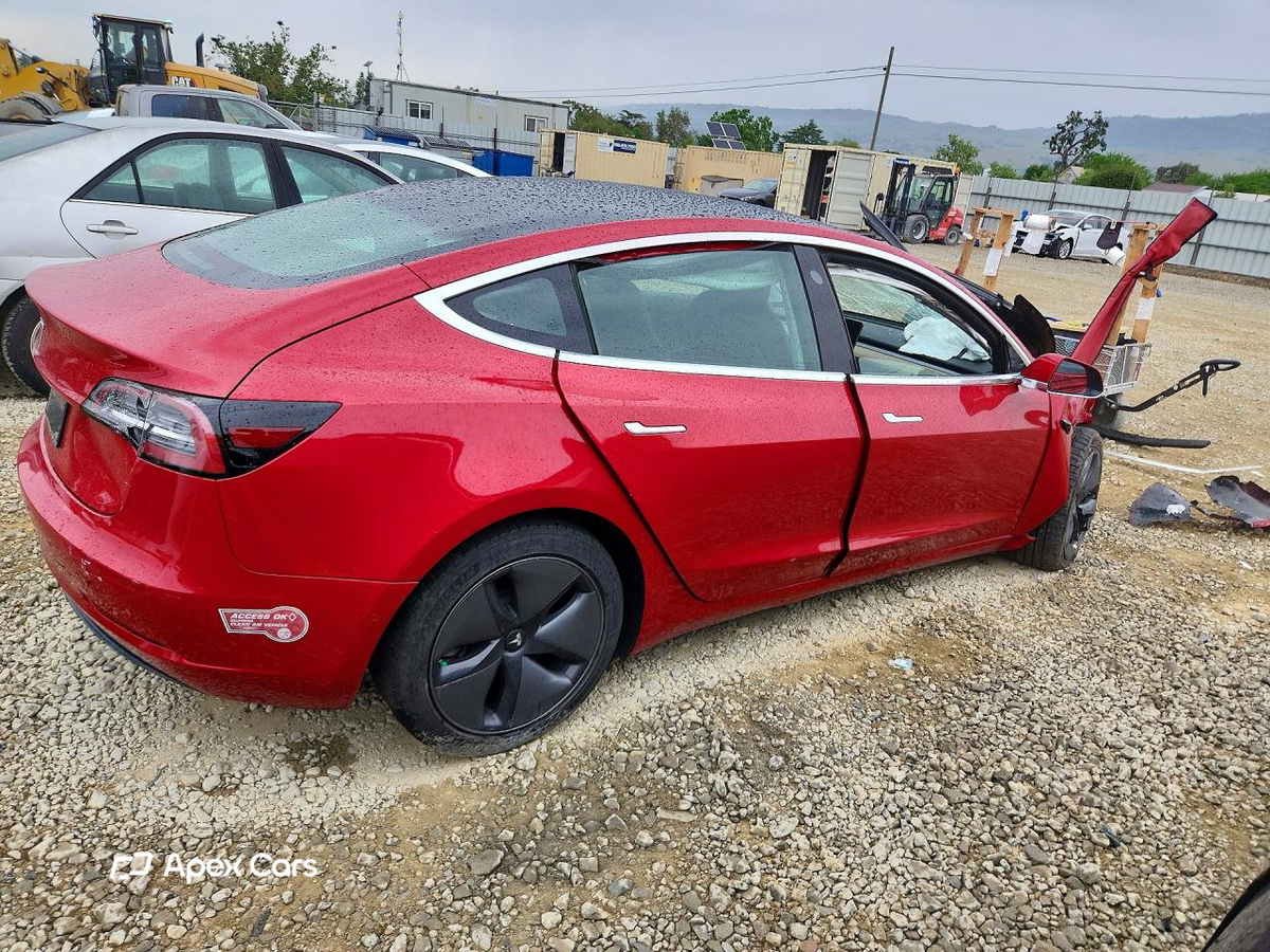 Tesla Model 3 2020