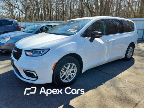 Chrysler Pacifica 2024 - Image 1 of 13