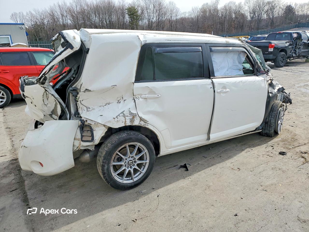 Scion xB 2012