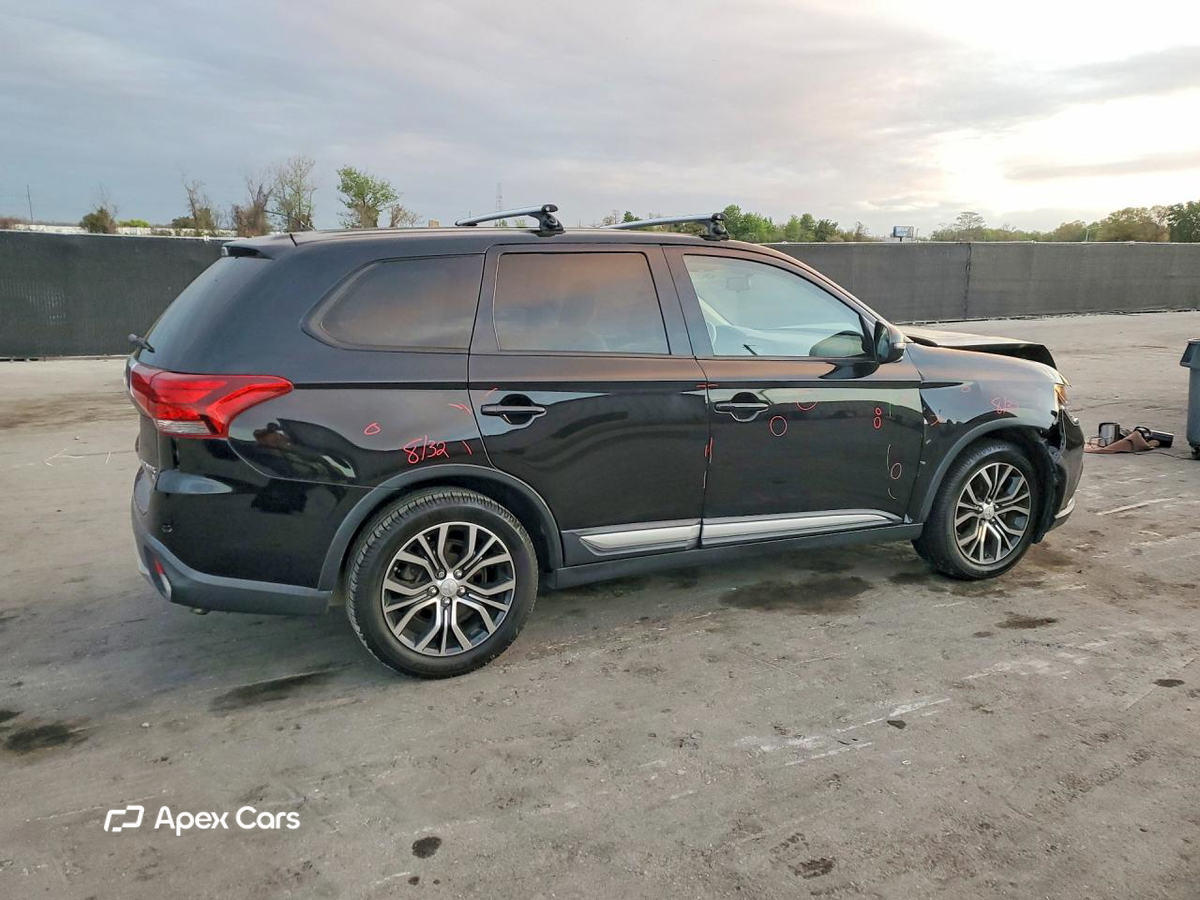 Mitsubishi Outlander 2016