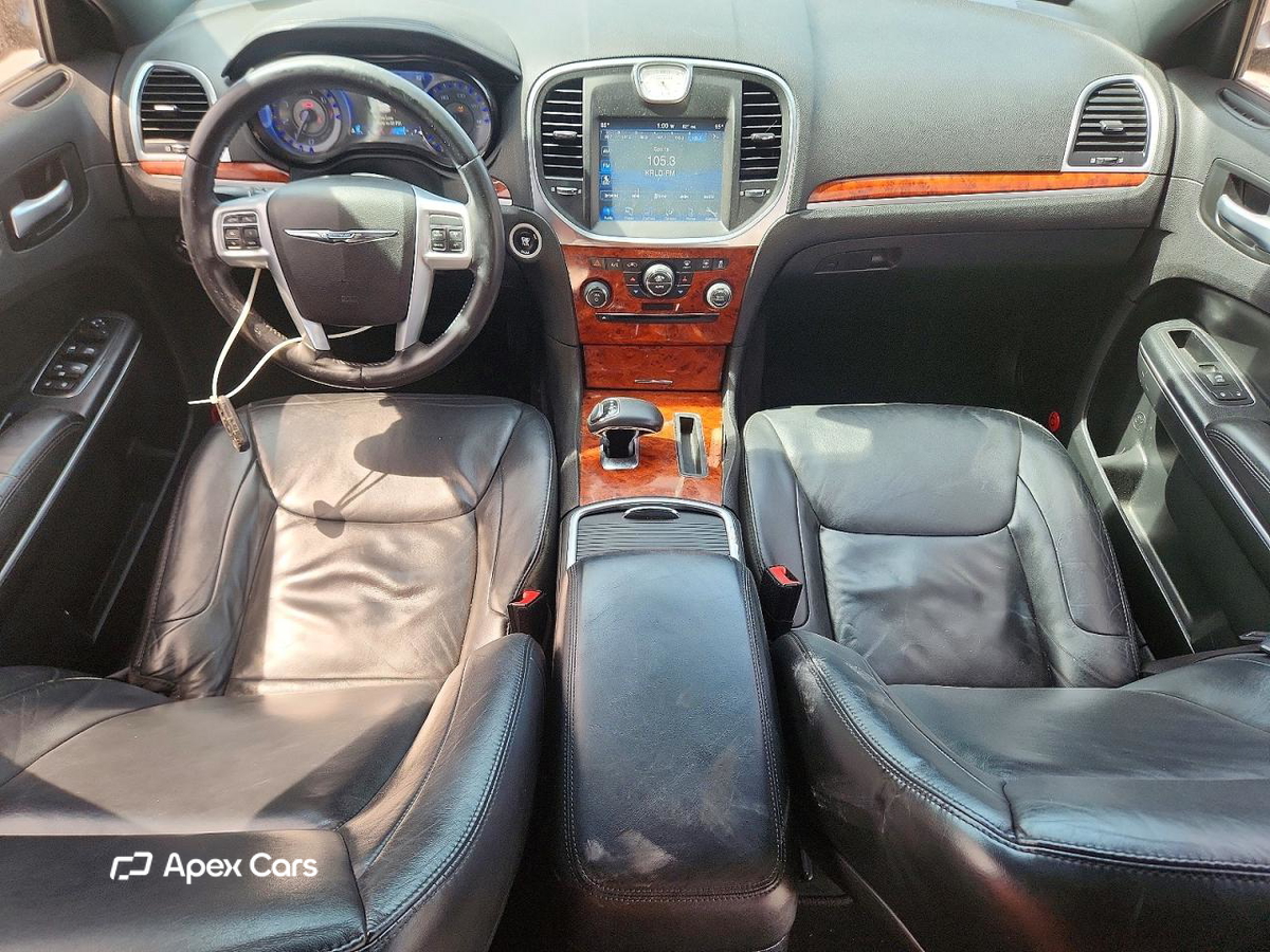 Chrysler 300 2014