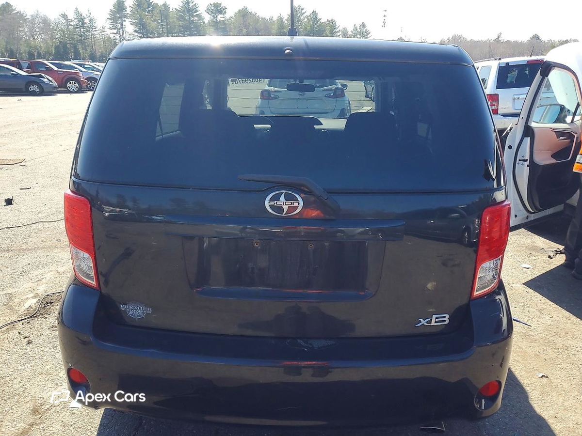 Scion xB 2012