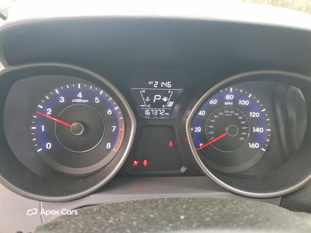 Hyundai Elantra 2016