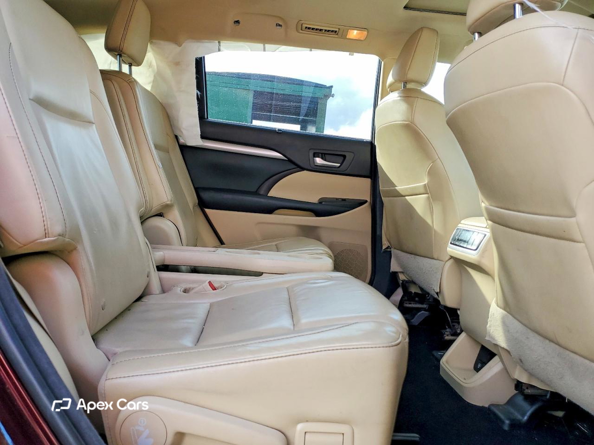 Toyota Highlander 2015