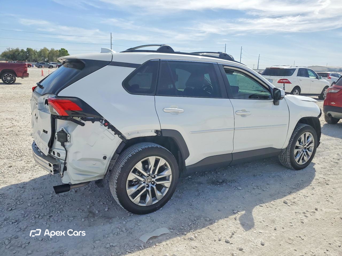 Toyota RAV 4 2025
