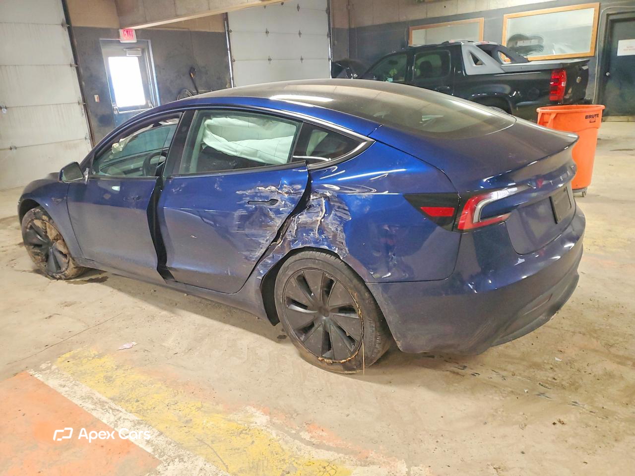Tesla Model 3 2024