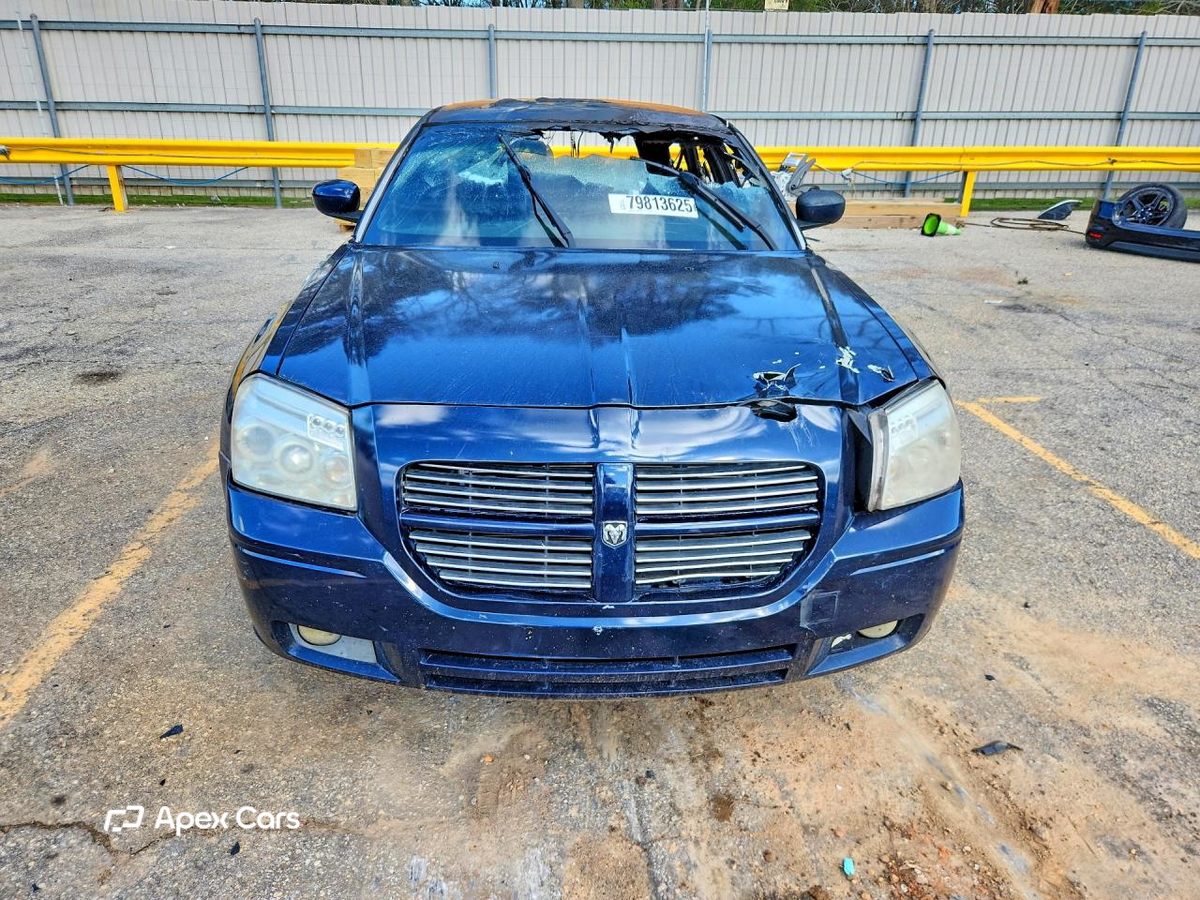 Dodge Magnum 2006