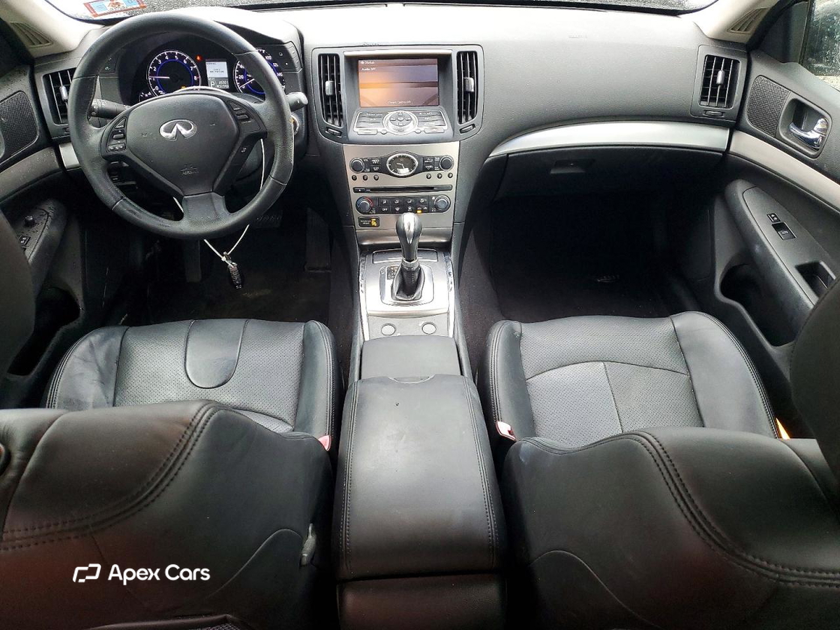 Infiniti G 2010